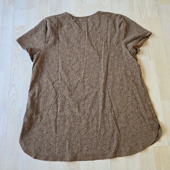 J.Jill Fit Progess Shirttail Tee Leopard Print Size Large - Picture 6 of 10